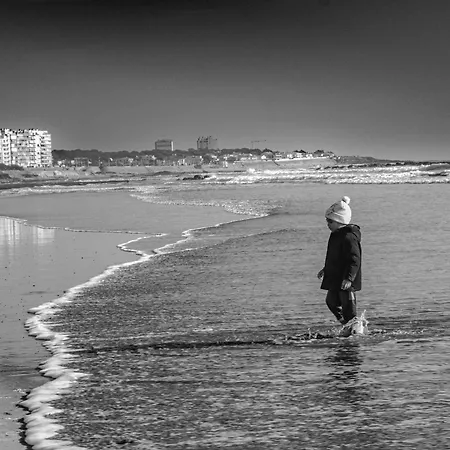 - Terrasse, Wifi Fibre & Piscine, A 200 M De La - D012 Apartment *