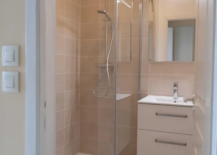 Apartmán - Terrasse, Wifi Fibre & Piscine, A 200 M De La - D012 *