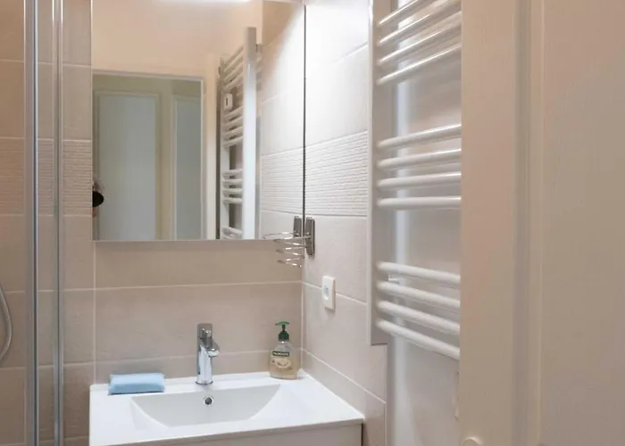 - Terrasse, Wifi Fibre & Piscine, A 200 M De La - D012 Apartmán *